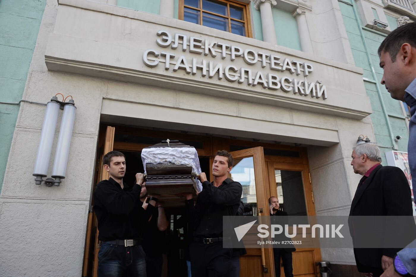 Funeral service for actor Mikhail Remizov