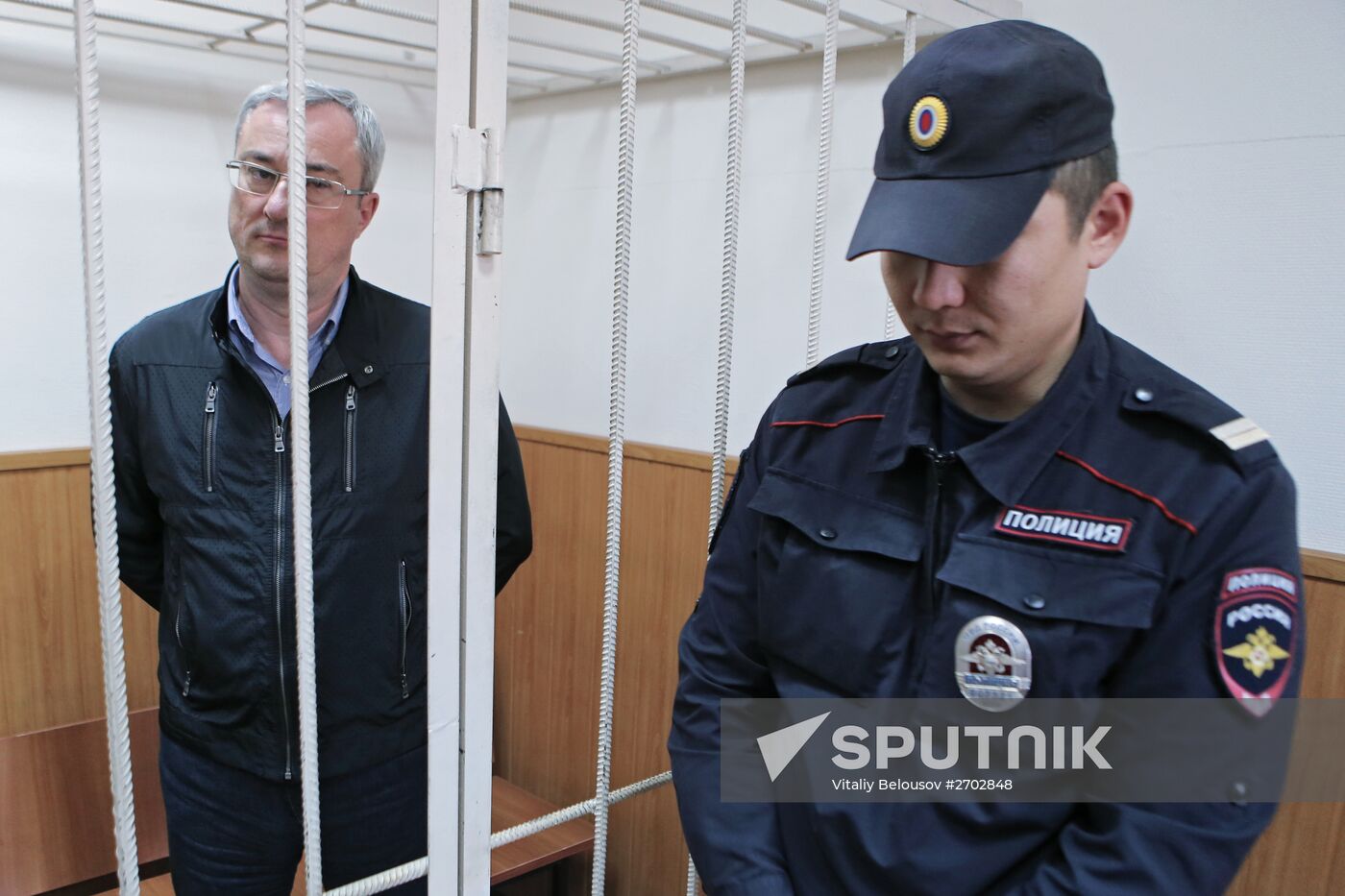 Reviewal of application by investigators on arrest of Komi Republic Head Vyacheslav Gayzer