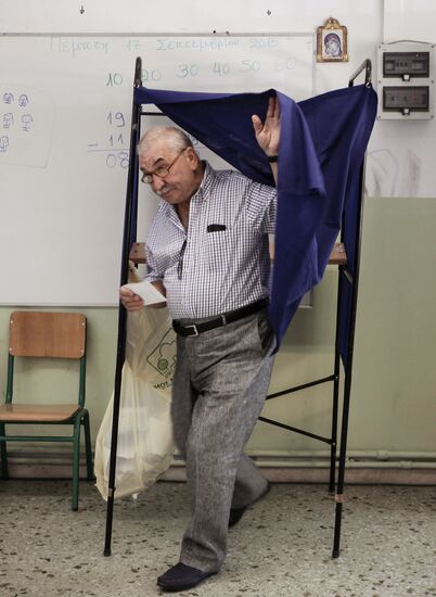 Preliminary parliamentary elections in Greece