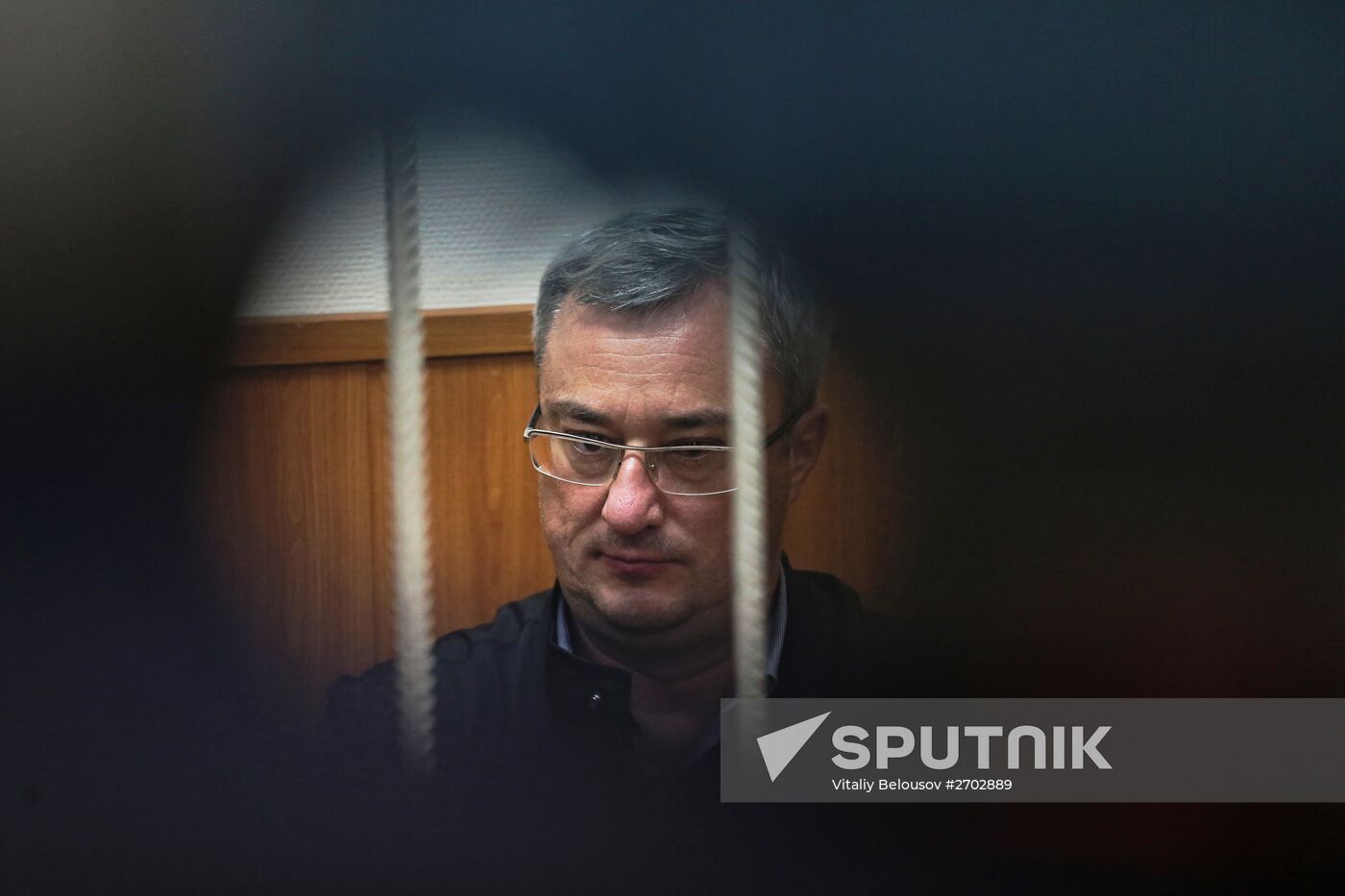 Court hears investigators' motion seeking to arrest Komi Republic Governor Vyacheslav Gaizer
