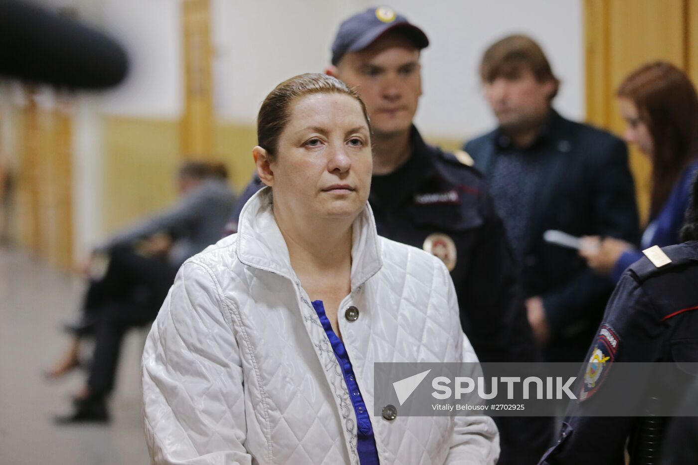 Court hears investigators' motion seeking to arrest Komi Republic Governor Vyacheslav Gaizer