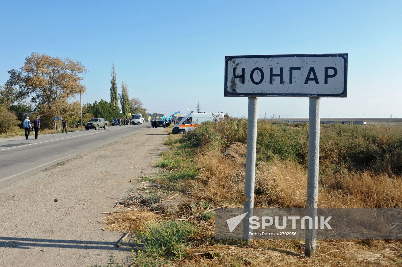 A sign marking the village of Chongar where activists block a motorway on the border between Ukraine and Crimea. Location: Ukraine. Author: Denis Petrov/Sputnik. Activists block motorway near Chongar on border between Ukraine and Crimea