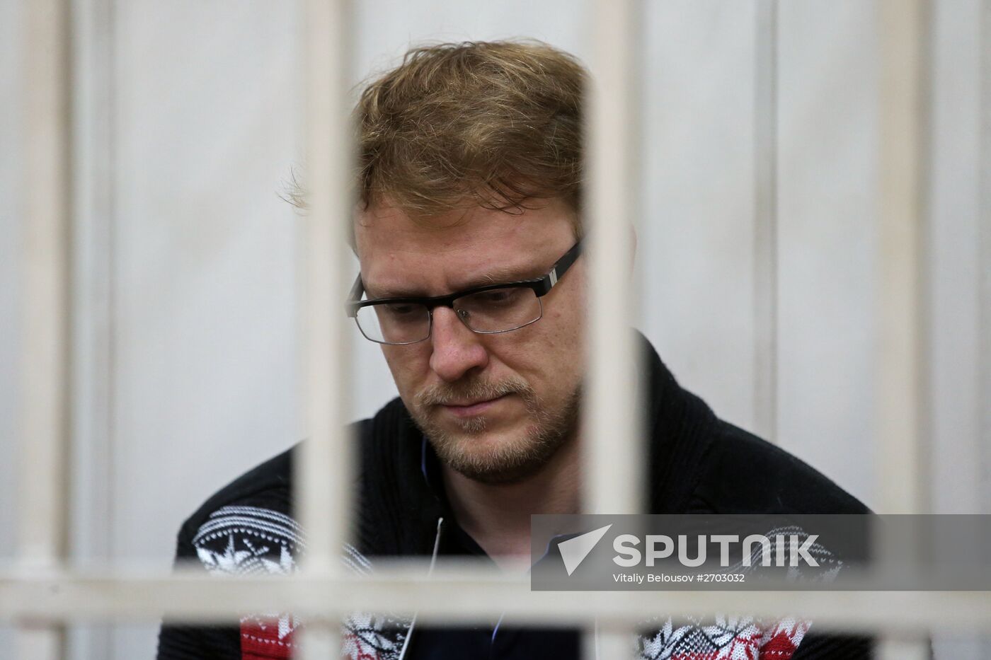Court consiers investigators' petition to arrest Komi's head Vyacheslav Gaizer