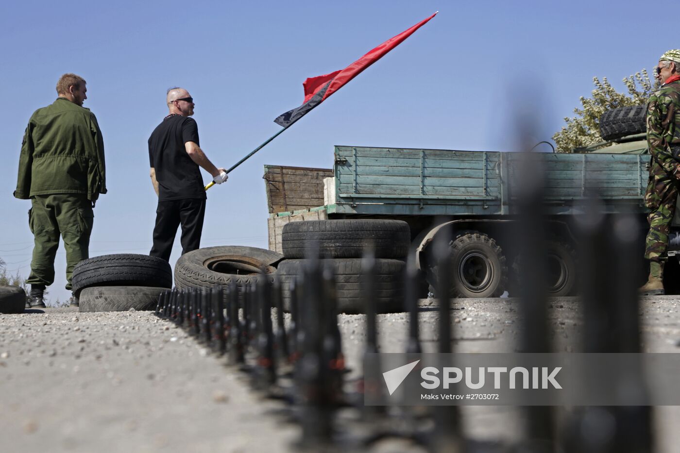 Activists block motorway near Chongar on border between Ukraine and Crimea