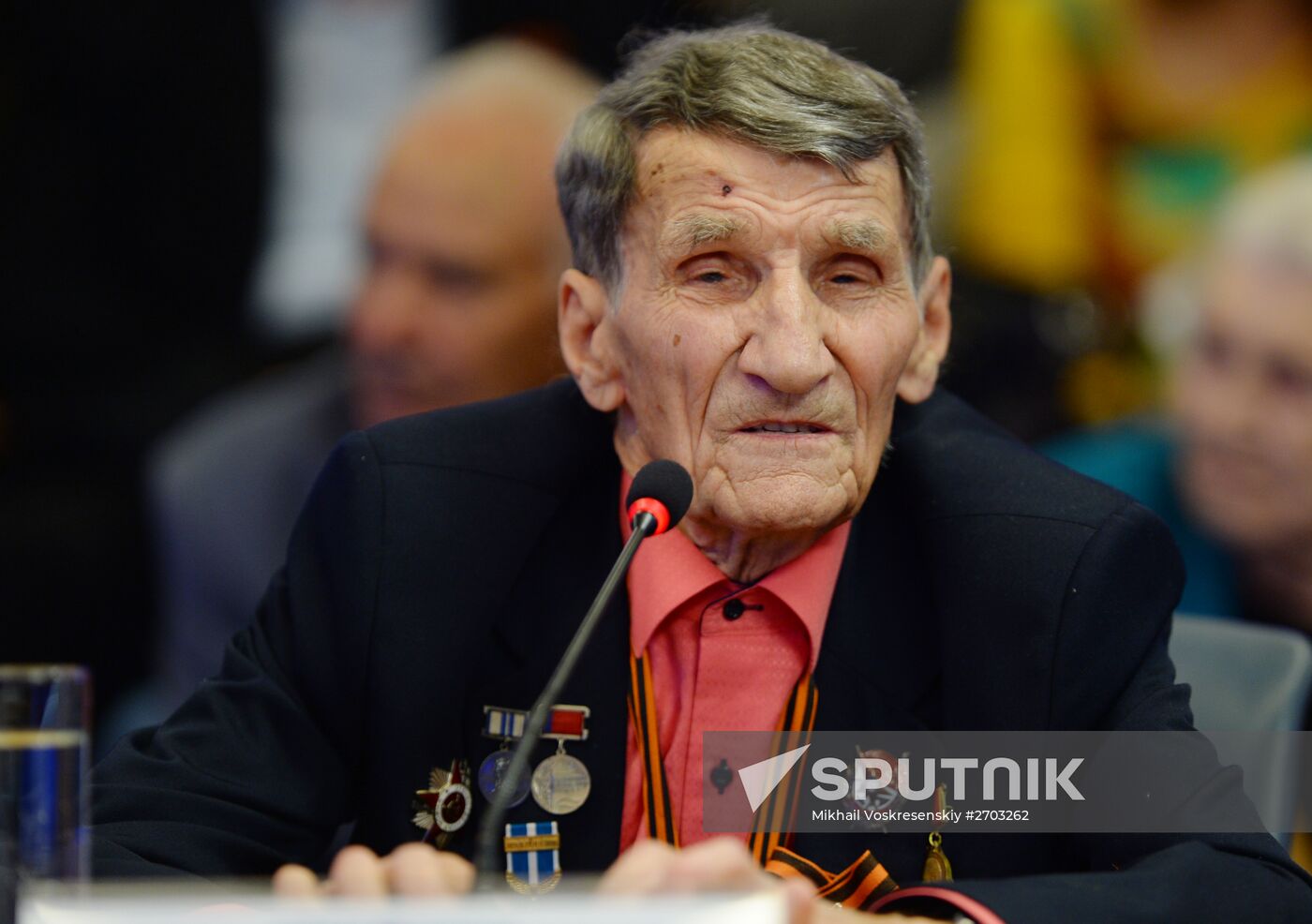 News conference on first run of film "Dynamo athletes on battlefields"