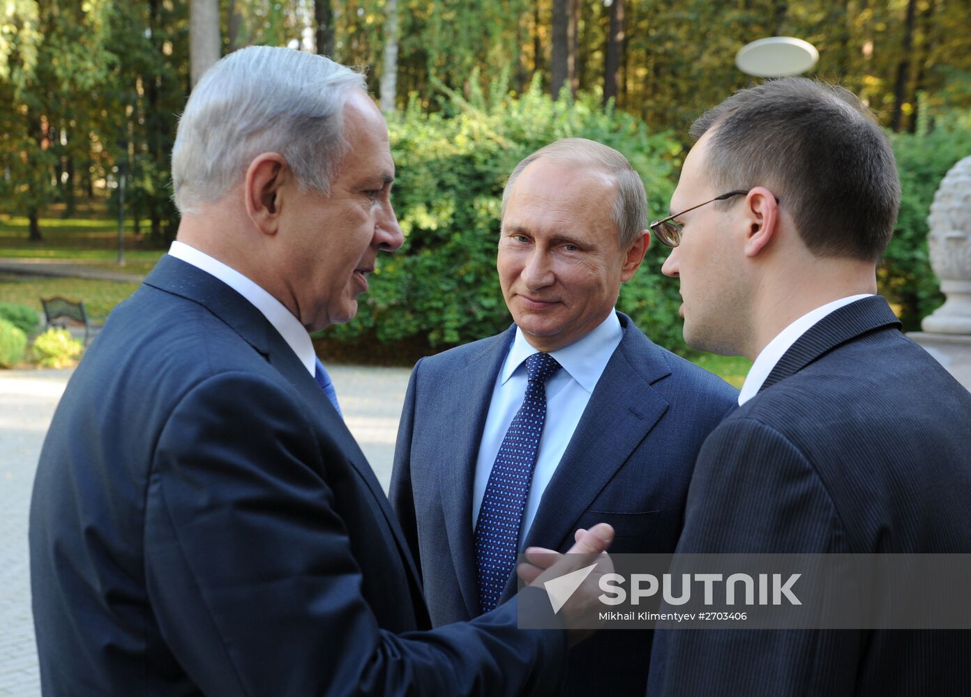 Russian President Vladimir Putin meets with Israeli Prime Minister Benjamin Netanyahu