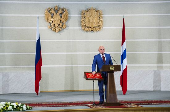 Omsk Region Governor Viktor Nazarov takes executive oath