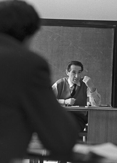Soviet director Grigory Kozintsev