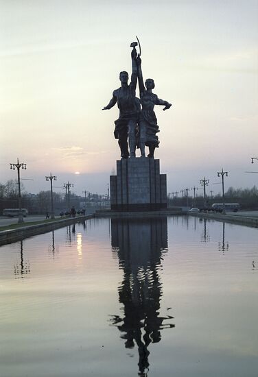 The statue of A Factory Worker and Collective Farmer