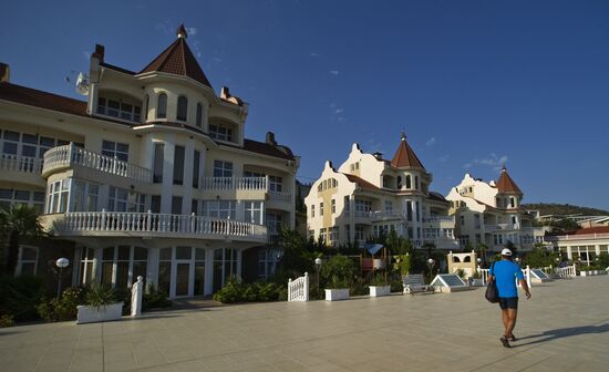Relaxing at Crimean hotels