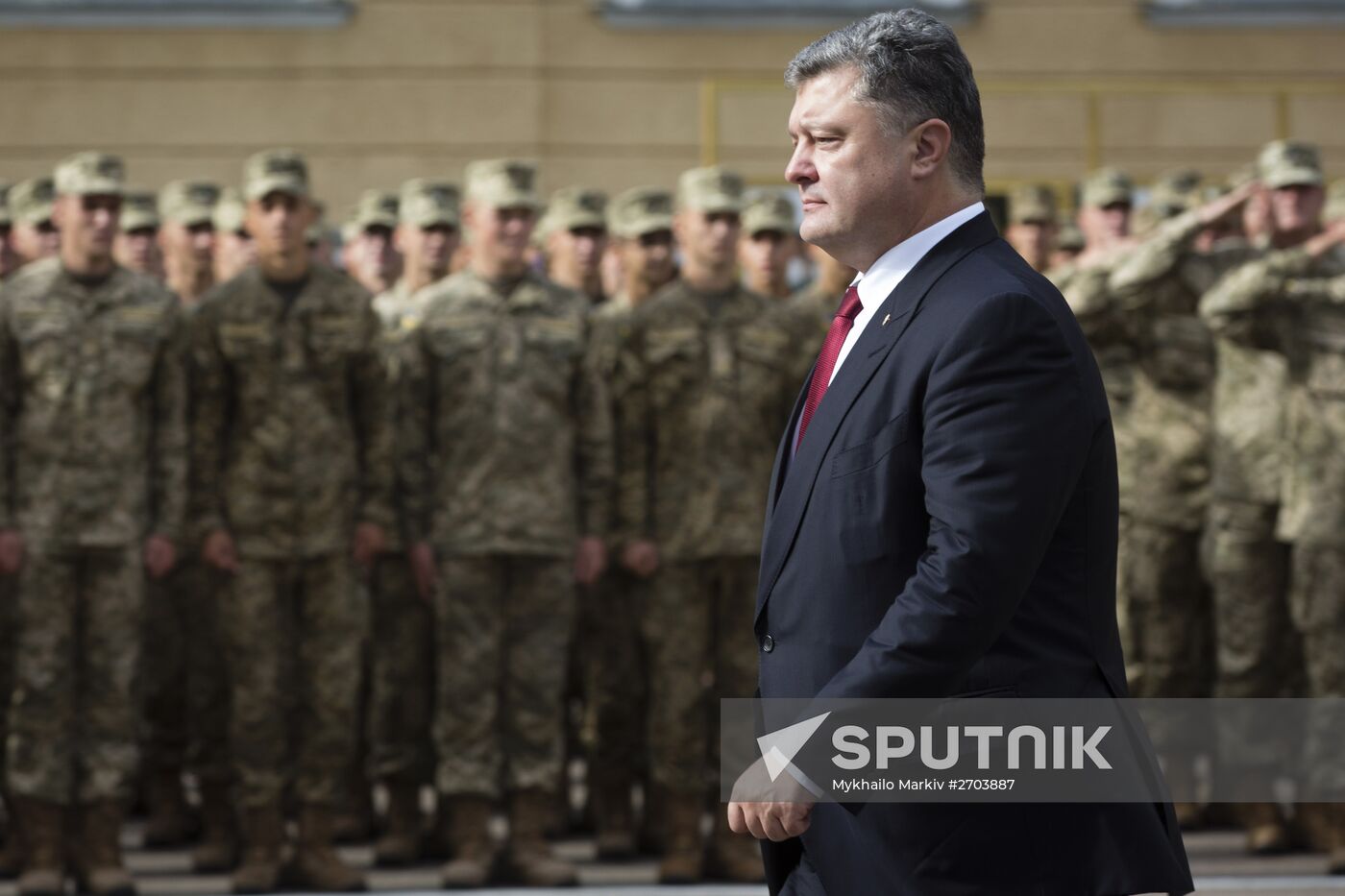 Ukrainian President Petro Poroshenko visits Hetman Petro Sagaidachny Ukrainian Army Academy