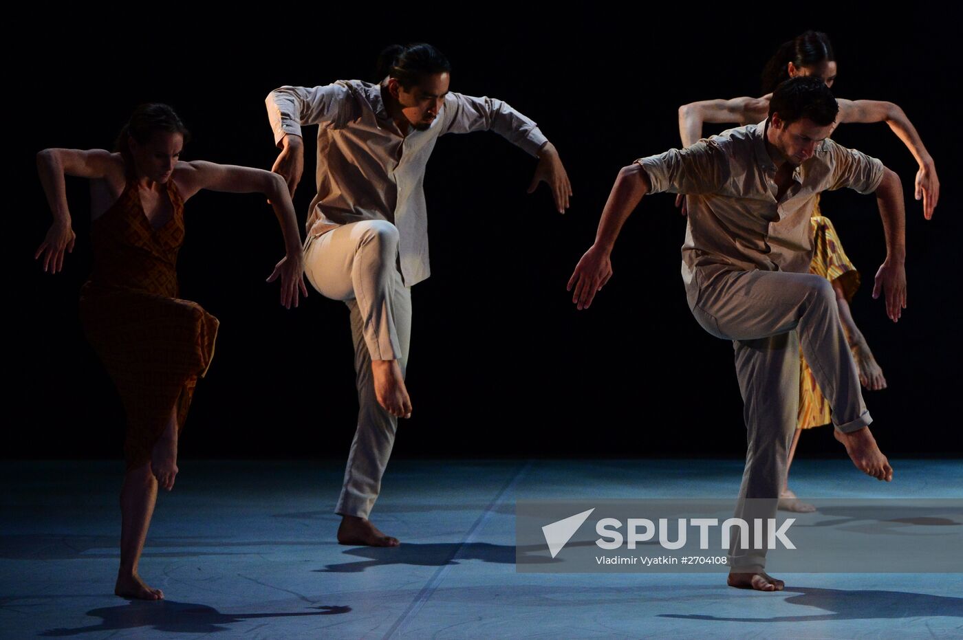 Now ballet at DanceInversion International Contemporary Dance Festival