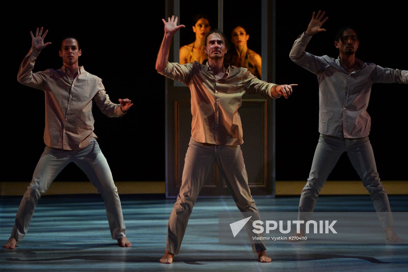Now ballet at DanceInversion International Contemporary Dance Festival