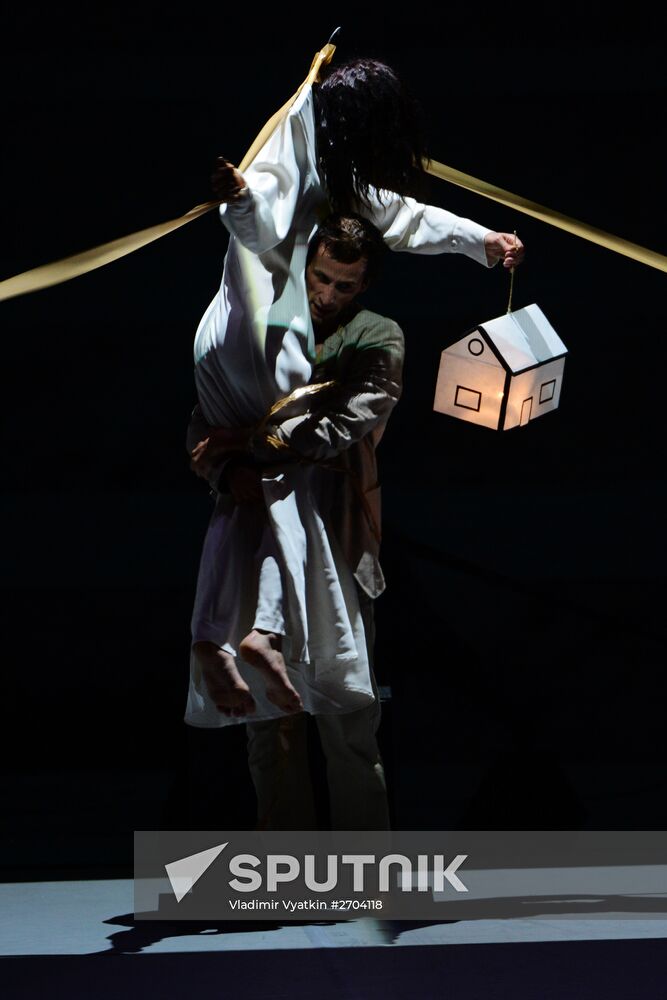 Now ballet at DanceInversion International Contemporary Dance Festival