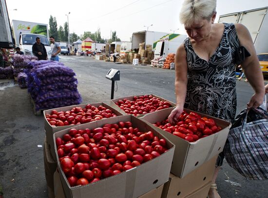 The Privoz (Delivery) wholesale-retail market in Simferopol