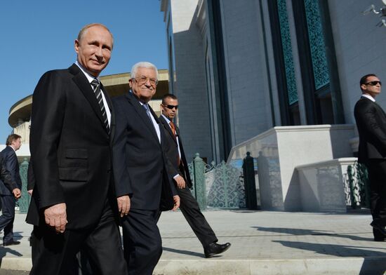 President Vladimir Putin attends opening of renovated Moscow Congregational Mosque