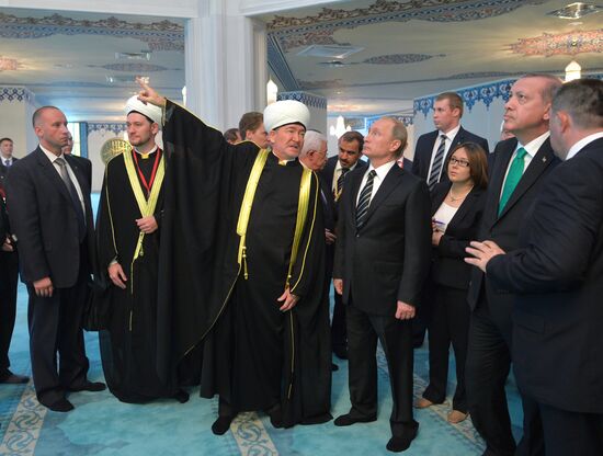 President Vladimir Putin attends opening of renovated Moscow Cathedral Mosque