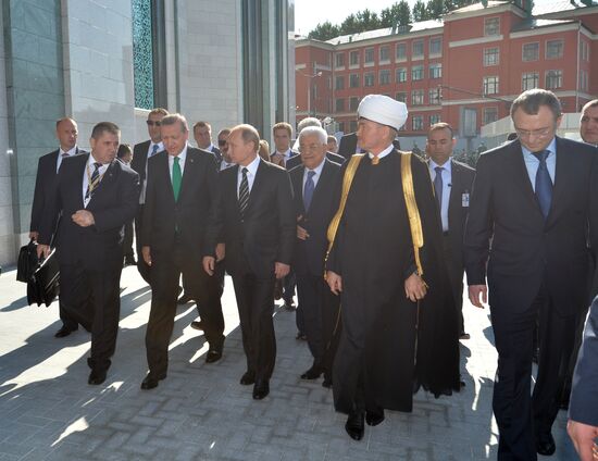 President Vladimir Putin at ceremony to open renovated Moscow Cathedral Mosque