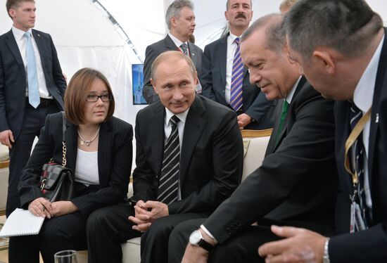 President Vladimir Putin takes part in opening ceremony of reconstructed Moscow Cathedral Mosque