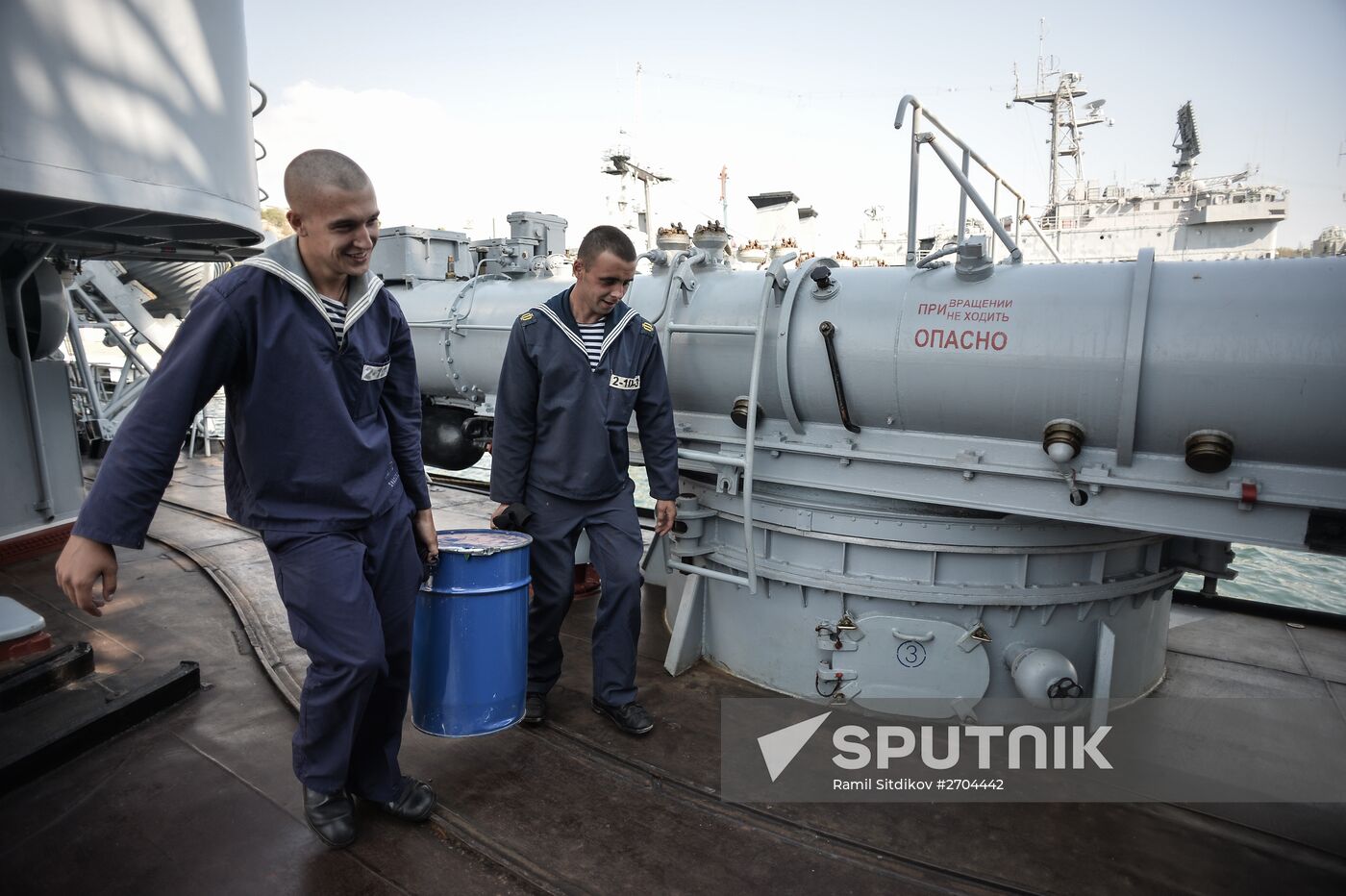 The escort ship Ladny prepares to sail to the Mediterreanean Sea
