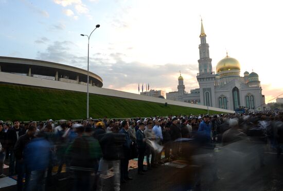 Celebrating Eid al-Adha at Moscow Cathedral Mosque
