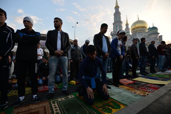 Celebrating Eid al-Adha at Moscow Cathedral Mosque