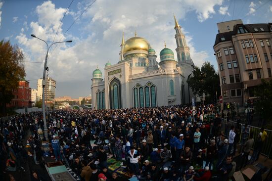 Celebrating Eid al-Adha at Moscow Cathedral Mosque