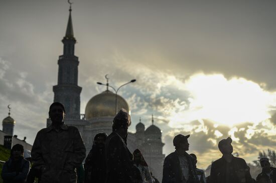 Celebrating Eid al-Adha at Moscow Cathedral Mosque