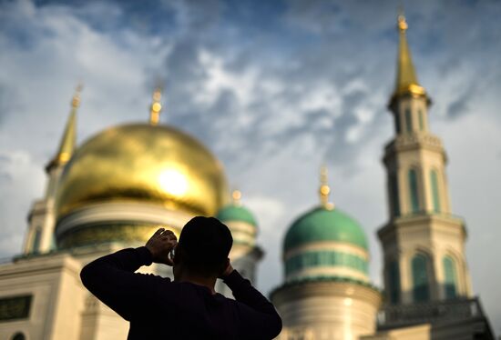 Celebrating Eid al-Adha at Moscow Cathedral Mosque