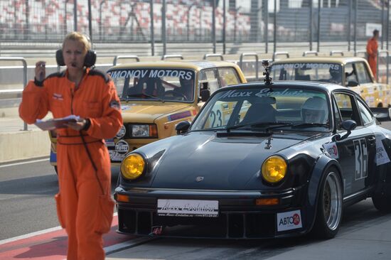 Moscow Classic Grand Prix 2015, international circular retro car championship