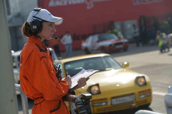 Moscow Classic Grand Prix 2015, international circular retro car championship