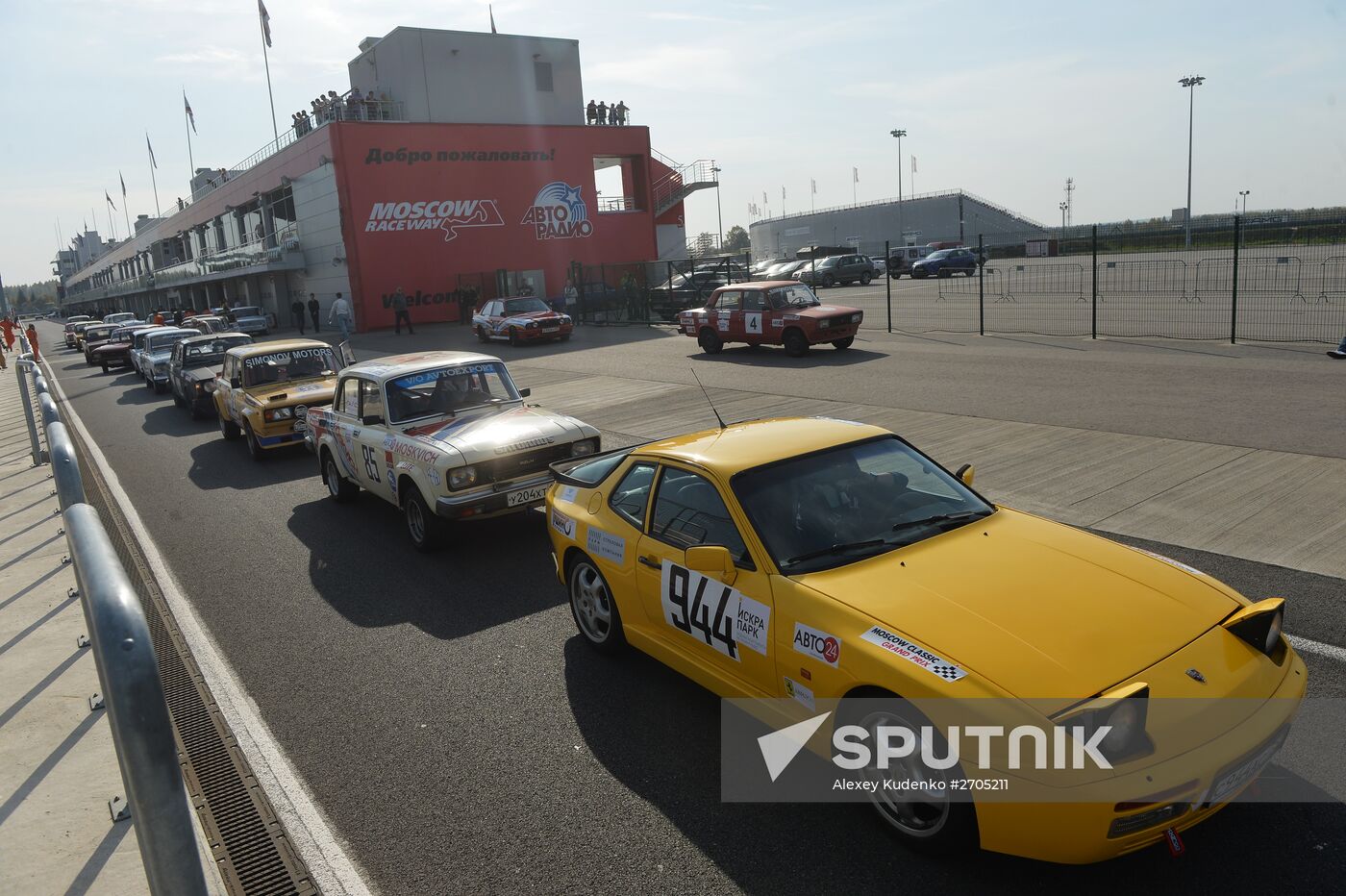 Moscow Classic Grand Prix 2015, international circular retro car championship