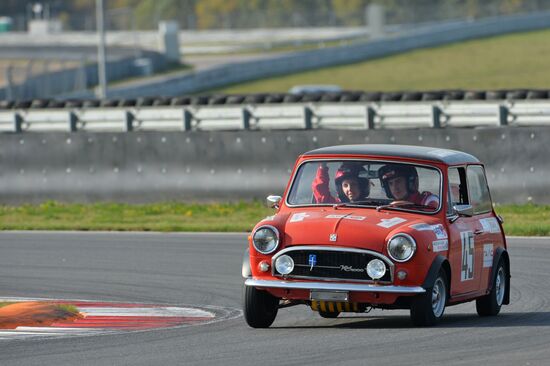 Moscow Classic Grand Prix 2015, international circular retro car championship