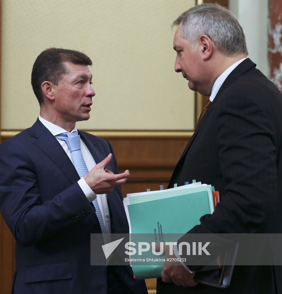 Russian Prime Minister Dmitry Medvedev chairs Government meeting