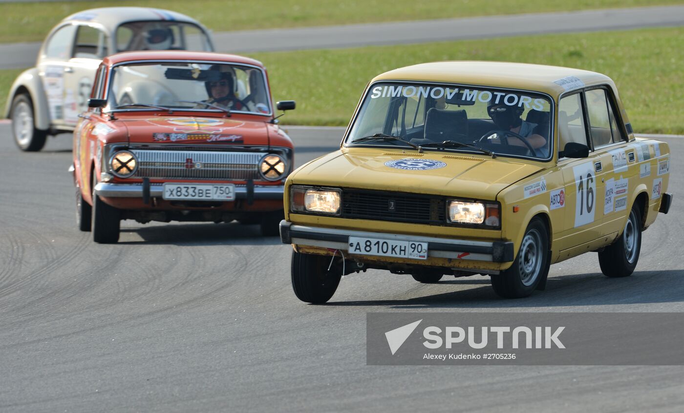 Moscow Classic Grand Prix 2015, international circular retro car championship