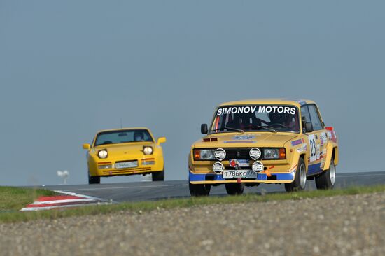 Moscow Classic Grand Prix 2015, international circular retro car championship