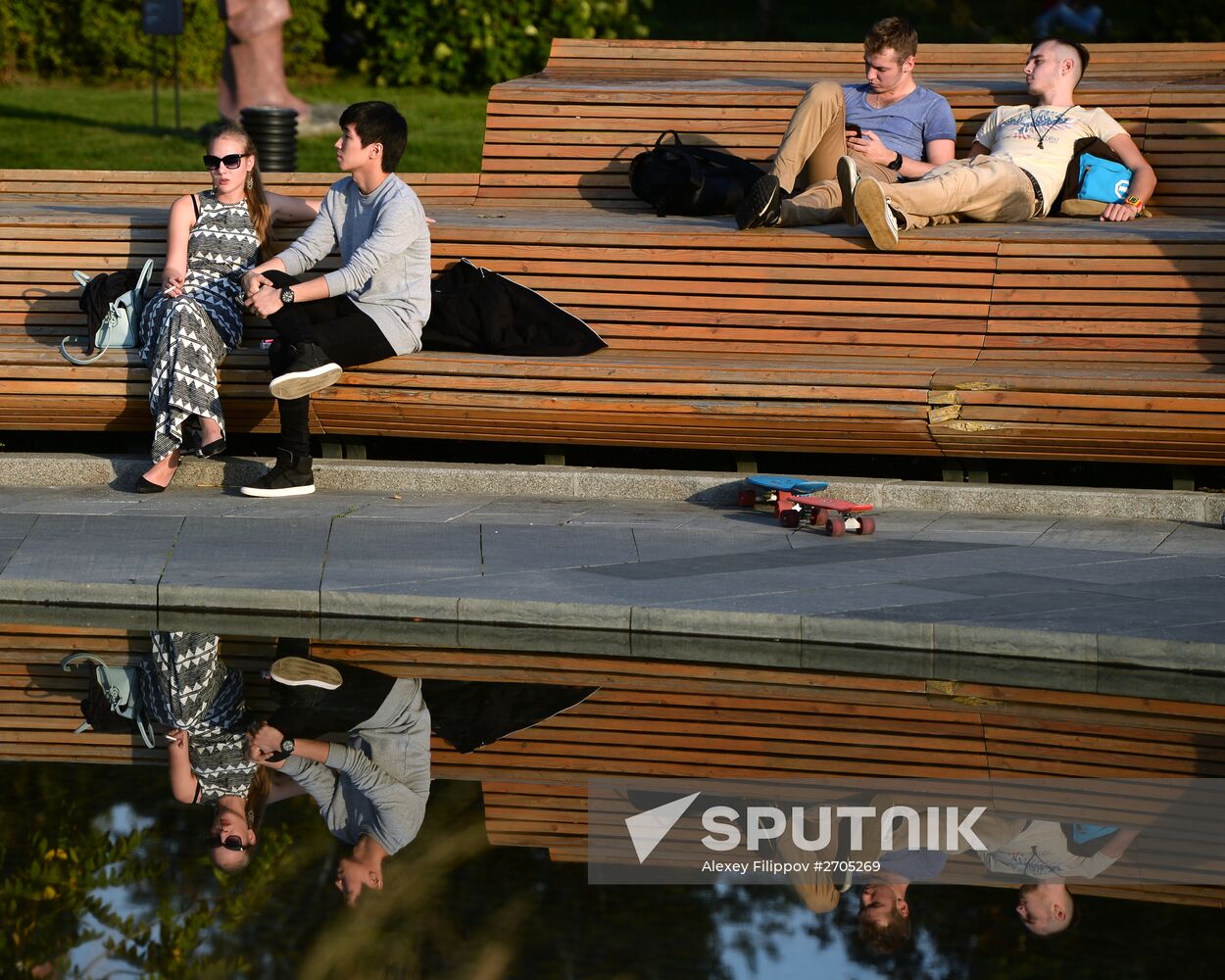 Moscow enjoys warm weather