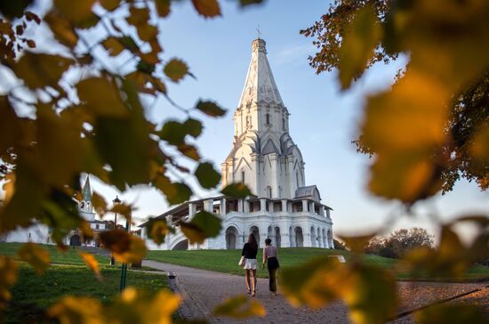 Moscow enjoys warm weather