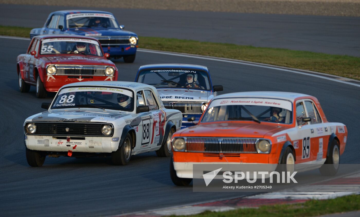 Moscow Classic Grand Prix 2015, international circular retro car championship