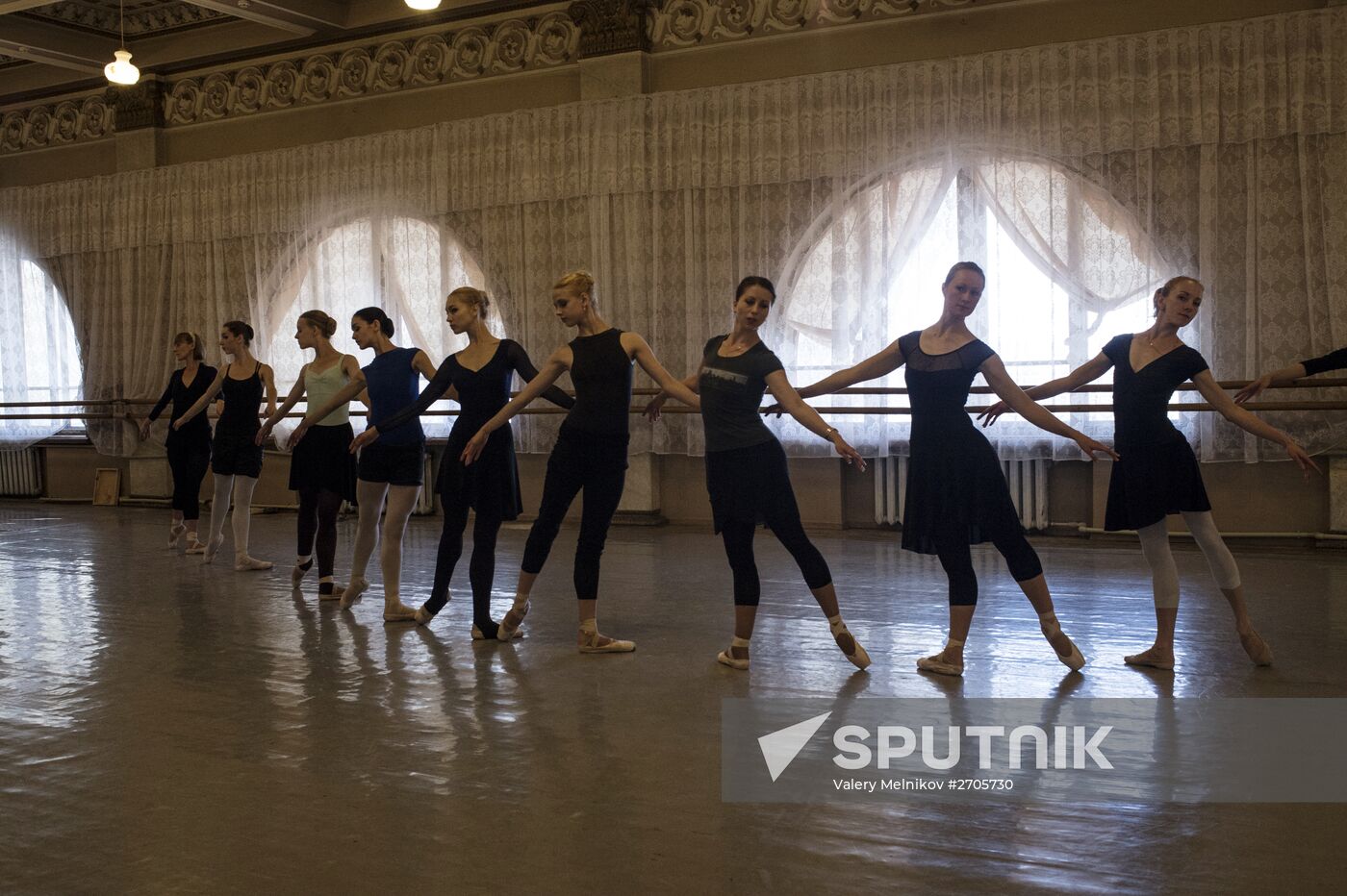 Swan Lake ballet shw rehearsed at Donetsk Opera