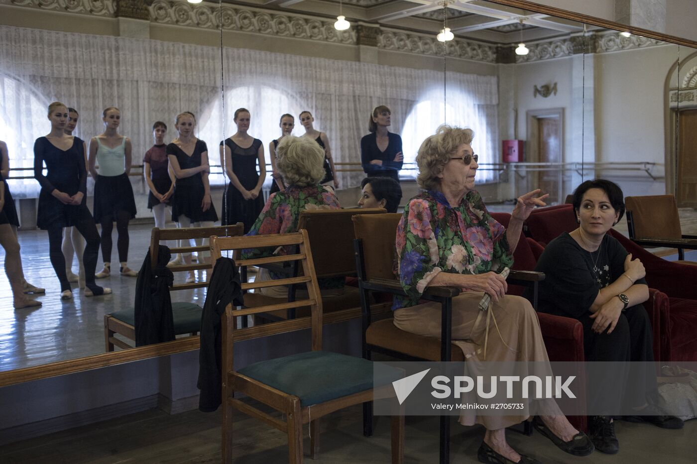 Swan Lake ballet shw rehearsed at Donetsk Opera