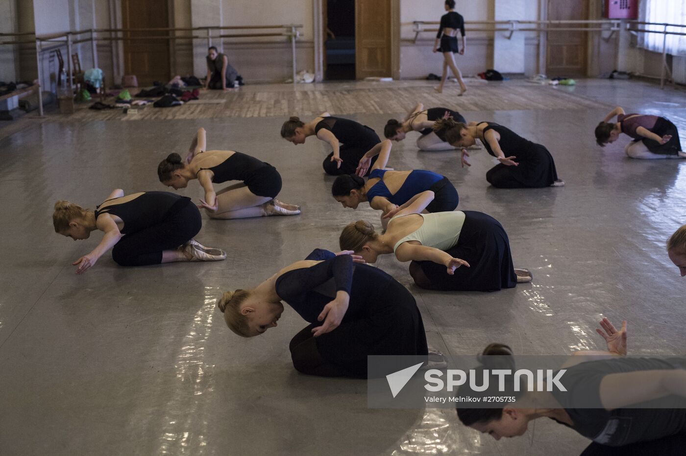 Swan Lake ballet shw rehearsed at Donetsk Opera