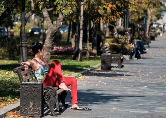 Moscow enjoys warm weather