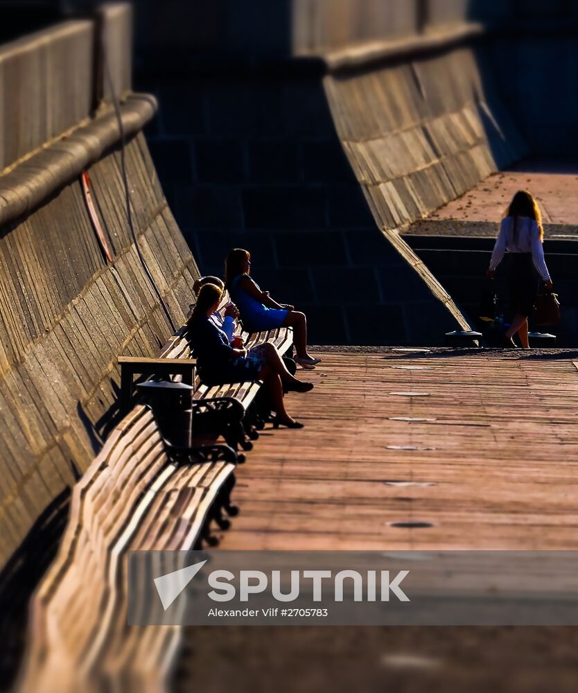 Moscow enjoys warm weather