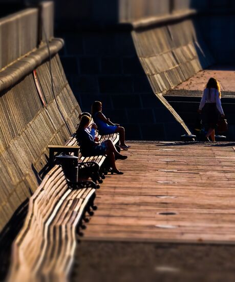 Moscow enjoys warm weather