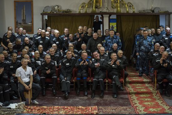 Tournament of the Tyva national fight competitions Huresh in the penitentiary No2 in the Omsk Region