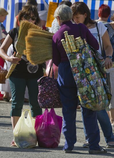Fall agricultural fair in Simferopol
