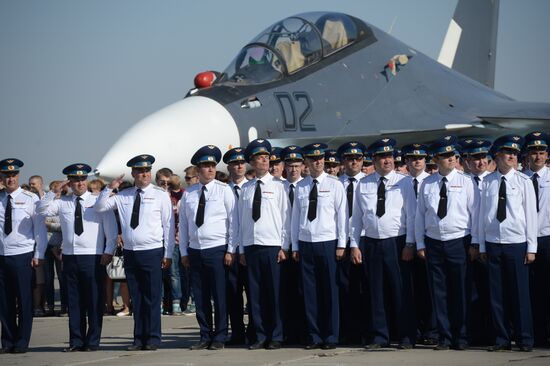 Air show dedicated to 95th anniversary of flight test center of Defense Ministry
