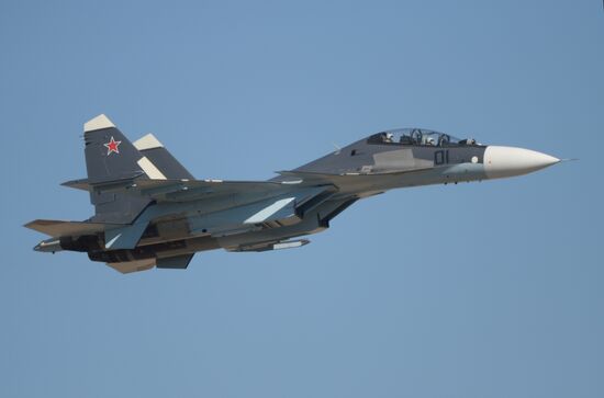 Air show dedicated to 95th anniversary of flight test center of Defense Ministry