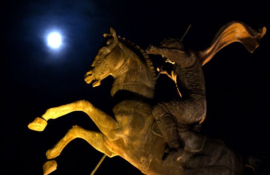 Super-moon in Moscow